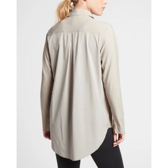 Athleta Urbanite Stretch Button Down Long Sleeve Top Gray Size 1X - Picture 1 of 11